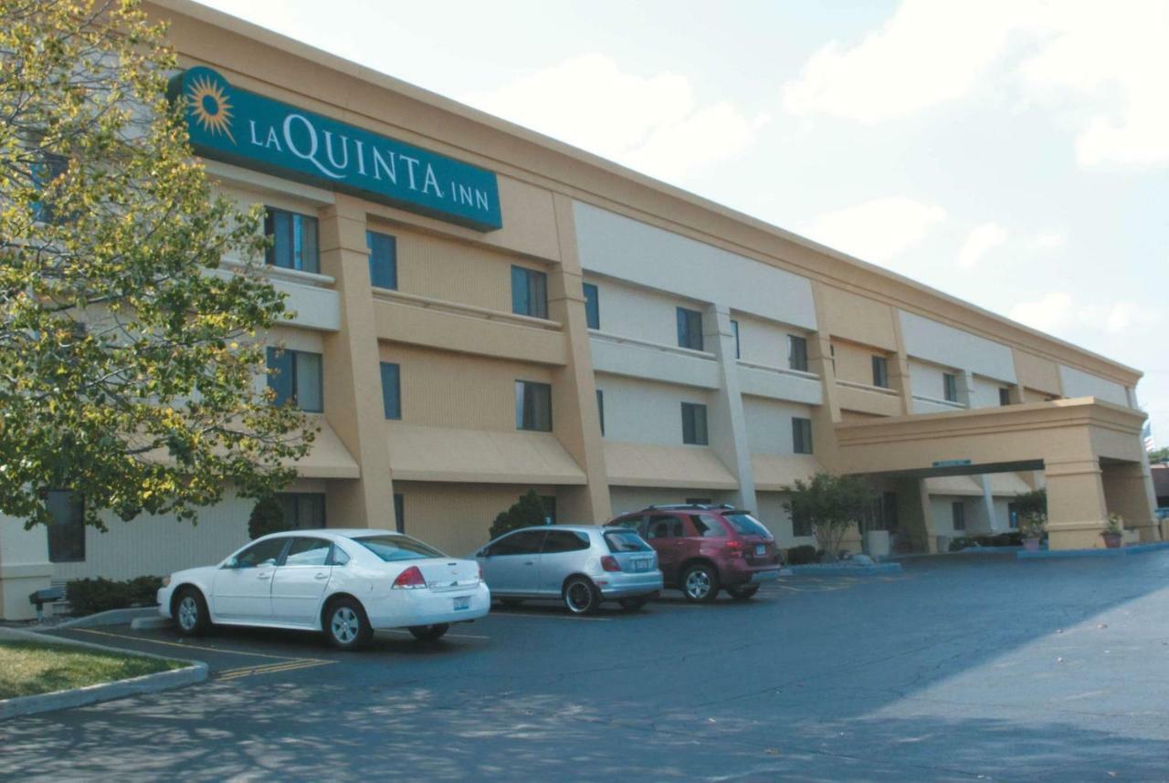 La Quinta Inn By Wyndham Milwaukee West Brookfield Esterno foto
